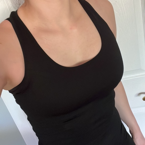 Black racerback forever 21 athletic top - Picture 6 of 8